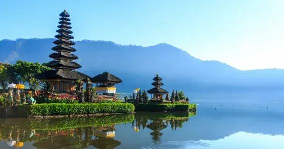 Zájezdy do Indonésie na dovolena.cz od STUDENT AGENCY