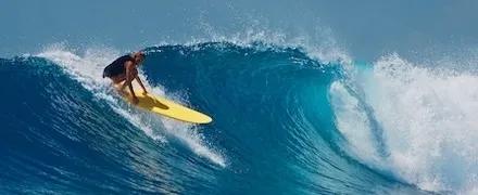 Nejlepší surfařské destinace pro začátečníky i pokročilé