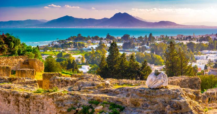 Cestování do Tunisu: Kdy letět a co navštívit