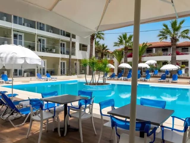 Cameo Beach Resort